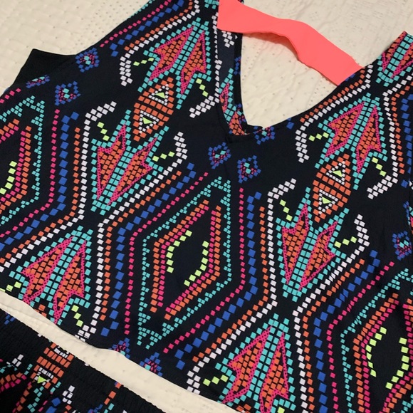 NWOT Xhilaration Set crop top & short - Picture 4 of 7